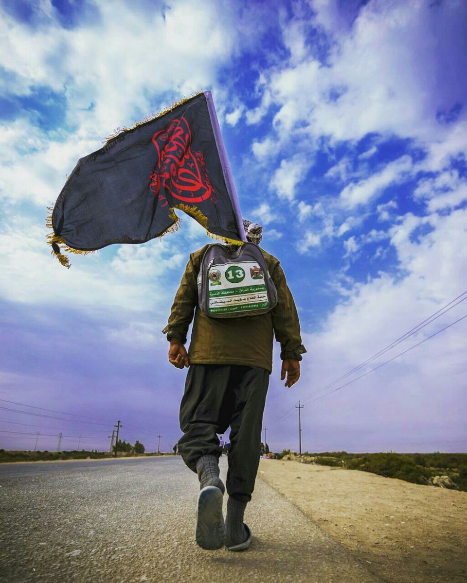 sajadabdali's tweet photo. يَمْشُـونَ والحب يمشي خلف أرجلهم
مُسافِرُونَ وما أحلاهُ من سفر
لَبّوا نِدَاءَاً مِنَ الآفاقِ جاء لَهُم
قُم جَدّد الحُزن في العشرينَ من صَفَر https://t.co/uv2ZpvWDab
