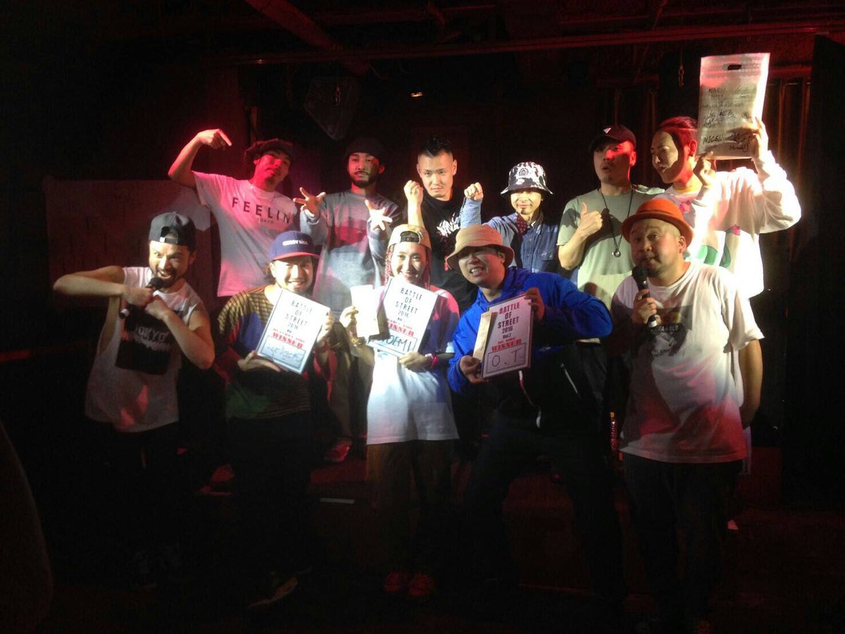 t_ok1985's tweet photo. BATTLE OF STREET vol.2、MCサイドで優勝させていただきました!
有難うございます!
【ダンス】
【ビートボックス】
【ラップ】
全て同時進行で決めていく超絶hiphopなイベントで優勝は素直に嬉しい!!
※体調整えます…笑
#BOS2016 #胎動 https://t.co/N0EV0pJ4vp