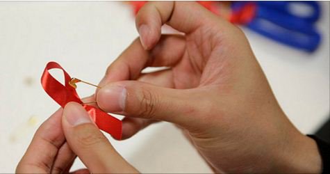 worldhivdayorg's tweet photo. Not new news, but definitely worth repeating. #TreatHIVnow
People who treat HIV earlier (immediately upon diagnosis) https://t.co/Fyi7MTaqbx