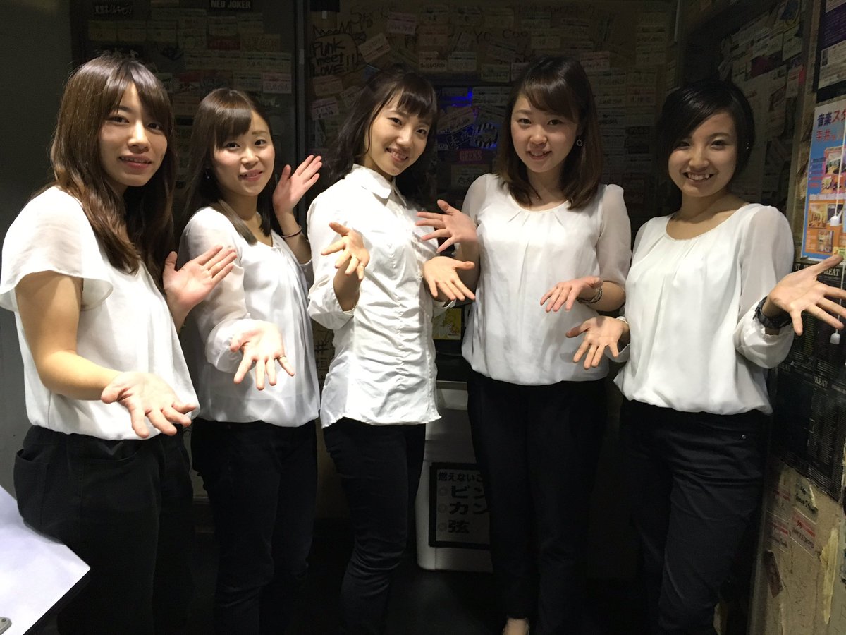 jbrasscom's tweet photo. 本日はこちらTNB5
本八幡@ルートフォーティーン
対バンライブでした。
お越しくださいましたお客様ありがとうございました！
TNB5次回は12/18 14時〜千葉トヨペット王子台店さんに於いてクリスマスコンサートに出演致します。（入場無料）
みなさま、是非お越しくださいませ。 https://t.co/WLIS8K75pG