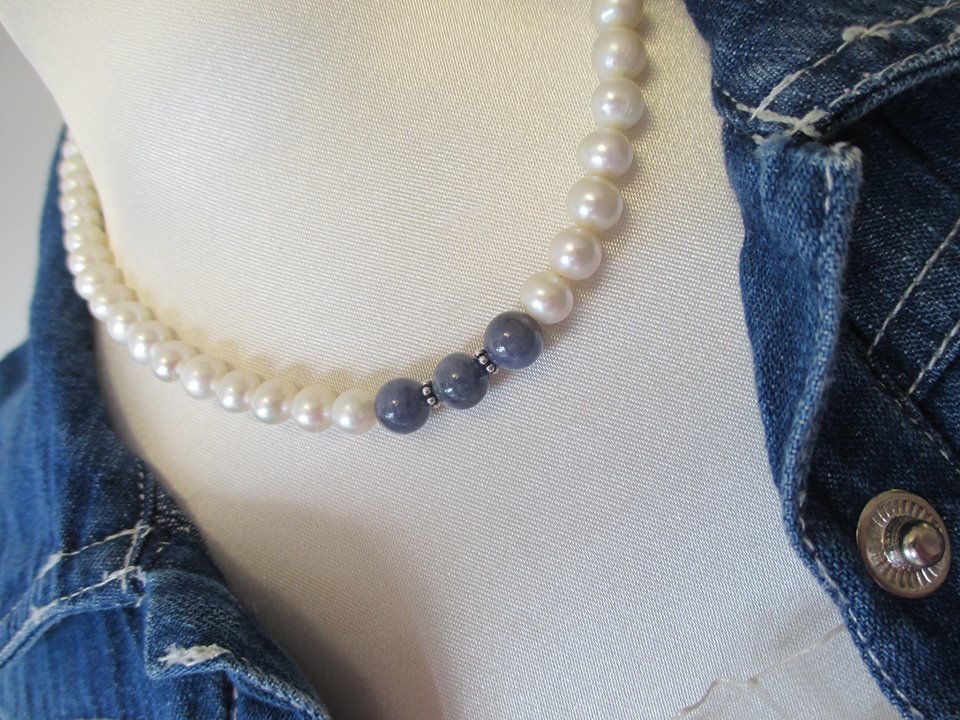 gemsbymaz's tweet photo. #Free gemstone earrings with any order from https://t.co/LlbLcDdSWh and https://t.co/6Qbdzav5Dr  out Nov. #BizHour https://t.co/9skNZa9LFg