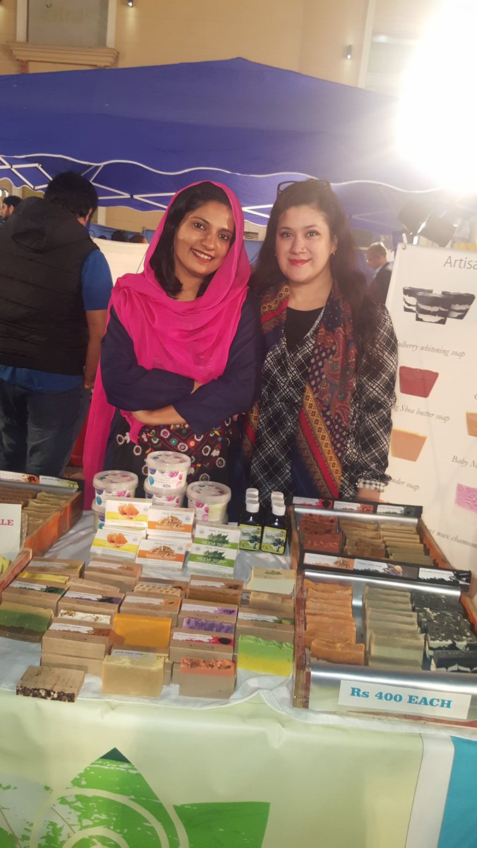 ayeshahamza's tweet photo. #ayeshahamza
#WomenEmpowerment
#Khalisfoodmarket
#SupportWomenEntrepreneurs https://t.co/eG5XFUXzWy