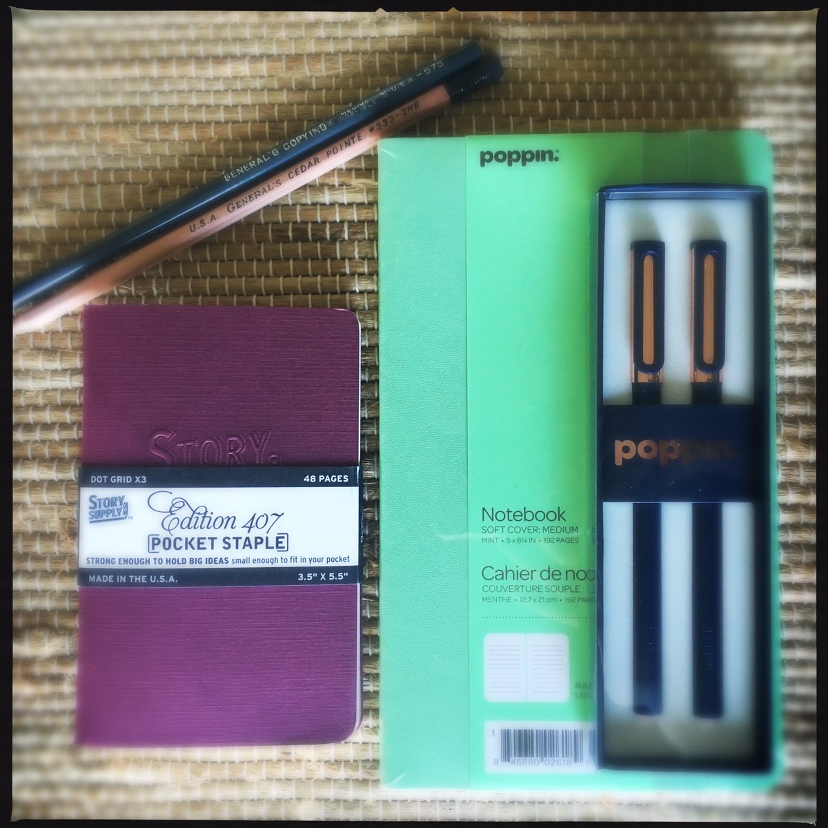 gDGBD's tweet image. November 2016 SCRIBEdelivery. Storytelling Month. $33.14 value. @ScribeDelivery #scribedelivery