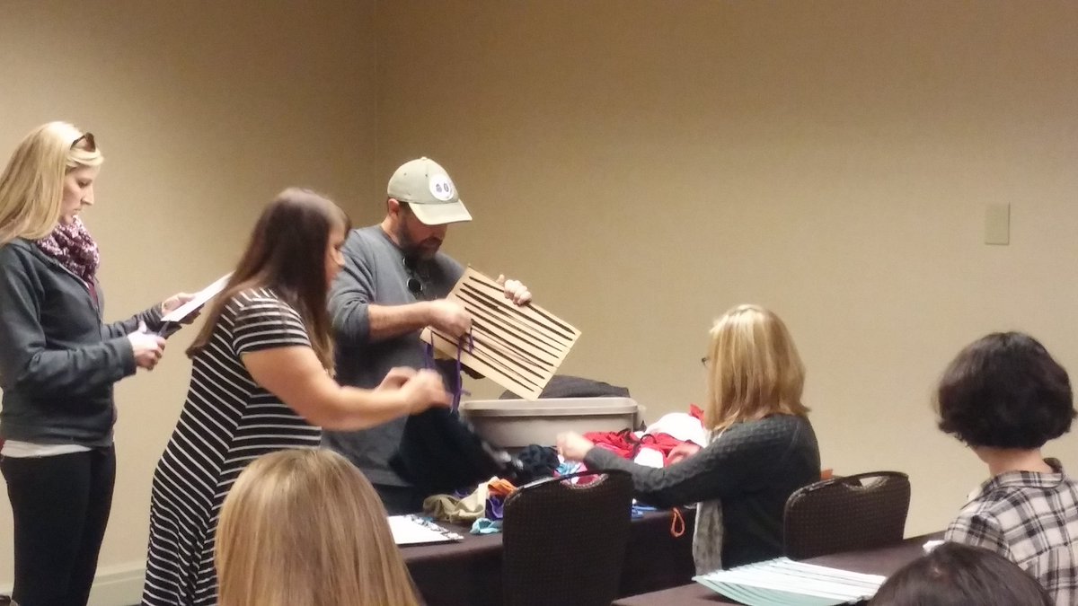 ccampbell_art's tweet photo. Let's weave with Shredded tshirts, SCAEA conference, R2s Robb Lane #createcollaborate @scyouthart @RichlandTwo https://t.co/do14Dy1YQ8