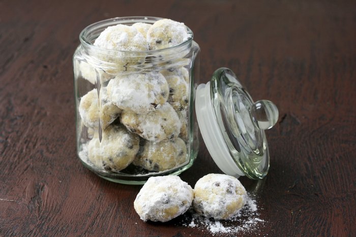 shopswell's tweet photo. Holiday baking doesn't get much more classic than this: Pecan Snowball Cookies. https://t.co/ttzPvObPIm #Christmas #cooking #recipes #cookie https://t.co/xg6gaoIcJA