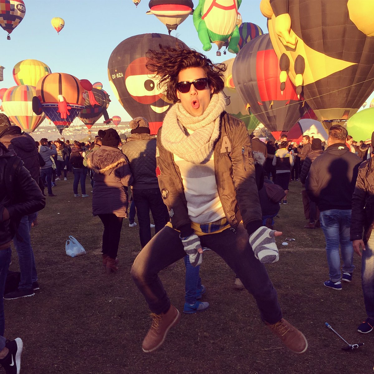 lalobrito's tweet photo. Yo no busco ser perfecto, solo busco ser feliz. https://t.co/d6dSuofVdJ https://t.co/IXZwV8ErdA