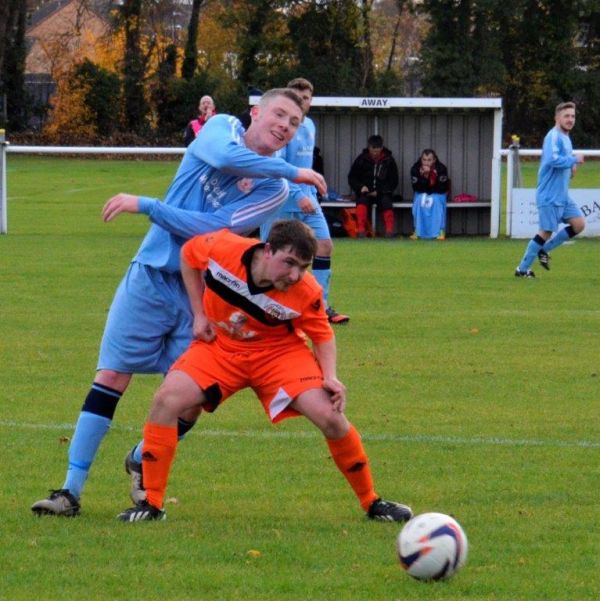 GlosCounty's tweet photo. More Photos from @CCSAFC v @thornburytownfc https://t.co/aXTRjouPEP