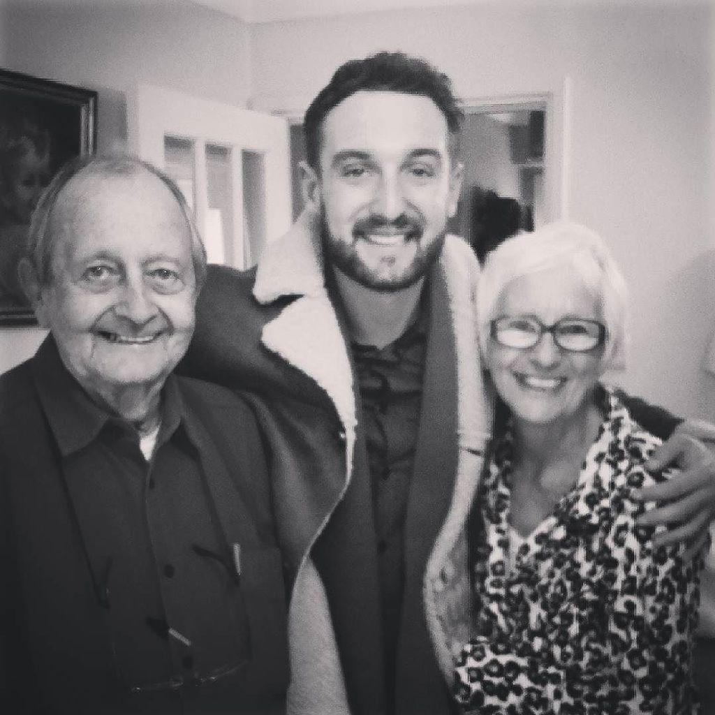 CharlieCraigWSR's tweet photo. Nan &amp; Grandad ❤ #nan #happybirthday 🎂🎁🎉 https://t.co/rniOPcDswl