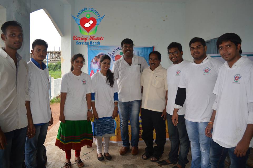 aashrisociety's tweet photo. https://t.co/YR2YE89jbb
https://t.co/szCpluYNjm
We have distributed shoes bags books pencil kits etc to govt school kids
#Aashri #Aashriteam https://t.co/ujnEnLkViF
