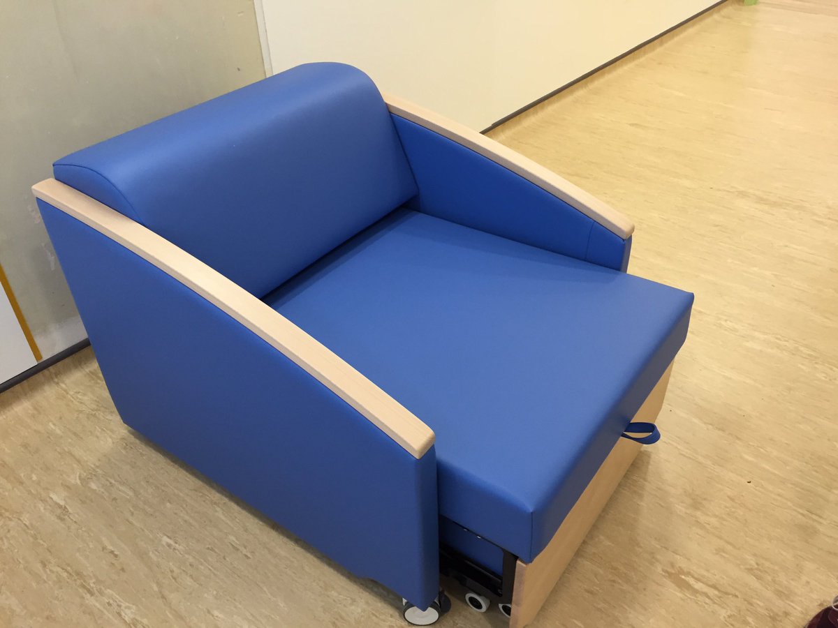 Duncan_CNO's tweet photo. 2 days to go &amp; meet latest arrival @KingstonHospNHS dementia friendly ward. Comfy sofa beds for carers @JohnCampaign @livfrim @KHFTCharity https://t.co/2ZITEO3Uzz