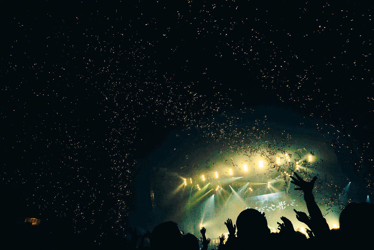 UVERworld_dR2's tweet photo. 名古屋でも、幼馴染のあの2人はいがみ合うのでしょうか。
#UVERworld https://t.co/jUIBOSORZ3