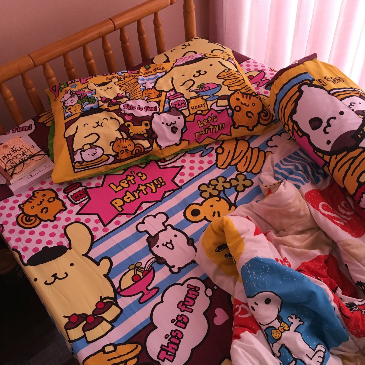 Redprice_50's tweet photo. (ต่อ) ชุดเครื่องนอน 280฿ (ไม่รวมผ้านวม) จากงานเซลล์ประจำปีโตโต้คิ้วท์มั้ยยย 😁✨
ใครอยากไปส่องทวีตบนโลดด

#ชี้เป้าโปรถูก #ถูกยันที่นอนเลยค่ะ 🙄 https://t.co/5TXkweF27N
