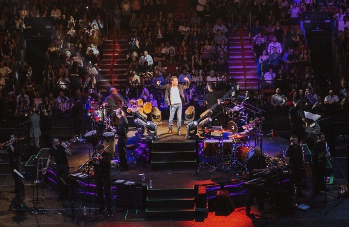 MarcAnthony_esp's tweet photo. @MarcAnthony ayer en su segundo show en Miami #tourlivemarcanthony #estosigueee https://t.co/bZ3Y5mETkr