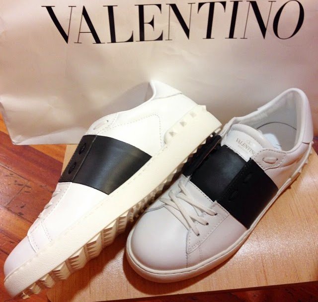 ruth0530's tweet photo. @pinkywinky222 I always see @aldenrichards02 wearing this....favorite, perhaps???  :) #ValentinoBaby

#GovMadamLabingLabing https://t.co/c2ntTovf8q