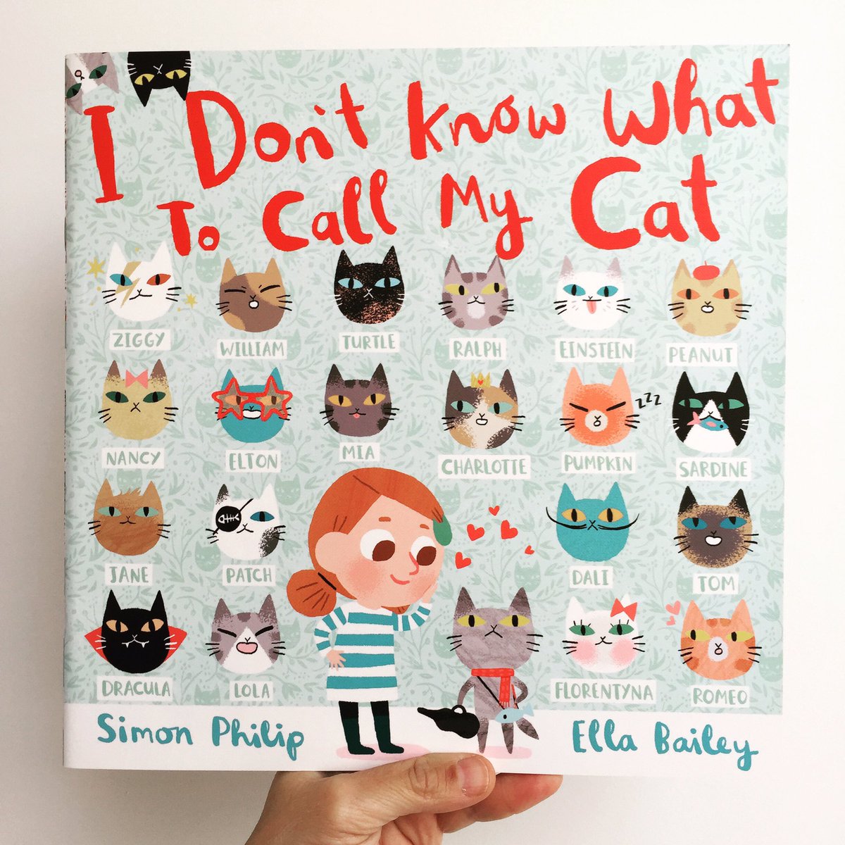 bookgiftblogger's tweet image. A dilemma that we've all faced at some point. It's not easy finding the right name for your pet and this hilarious tale shows why!