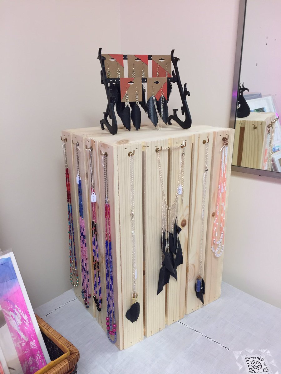 faetea's tweet photo. So excited!  The rooms are all set up for the grand opening of @Pop_SLAM Sunday the 20th.  #art #somerville #handmade #local https://t.co/xFC71yjcCG