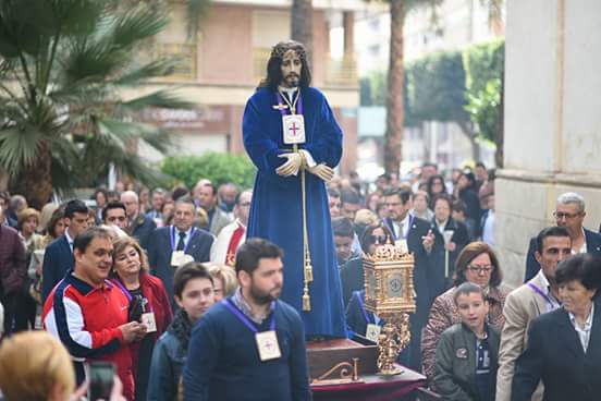 rescatadoelche's tweet photo. Imagen de la procesión de ésta mañana #CristoRey #Elche https://t.co/mvZOYSxjAT