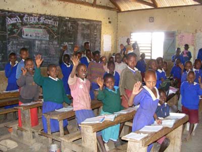 impactbreaks's tweet image. Every thought of combining a holiday with teaching in Africa?