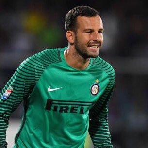 TheHeadtoHead's tweet photo. Youth or experience?

RT for Donnarumma🇮🇹
LIKE for Handanović🇸🇮

#ACMINT https://t.co/q2IWP7ayZu