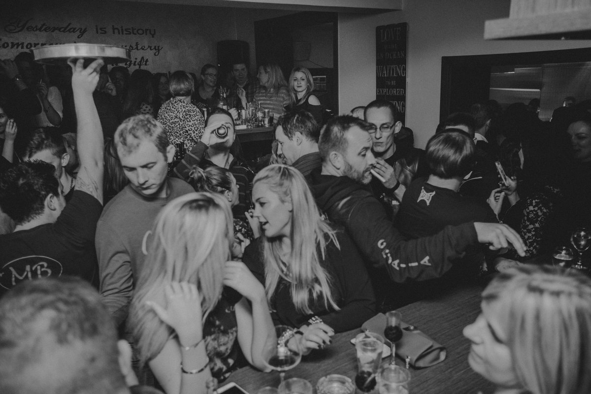 PublicEventCro's tweet photo. @osdsmusic live! #Croatia #CroatiaFullOfLife #cro #mb #OSDS #musicindustry #musicbiz #greatpeople #bestpartyever #saturday #club #party https://t.co/2waUGxVkDi