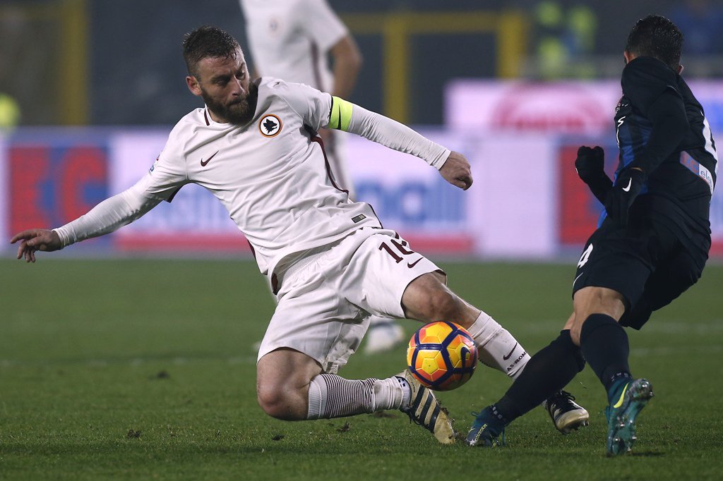 Metro_TV's tweet photo. AS Roma Perpanjang Rekor Buruk di Kandang Atalanta https://t.co/bmCkEFkfv6 https://t.co/RtksPWmlSc