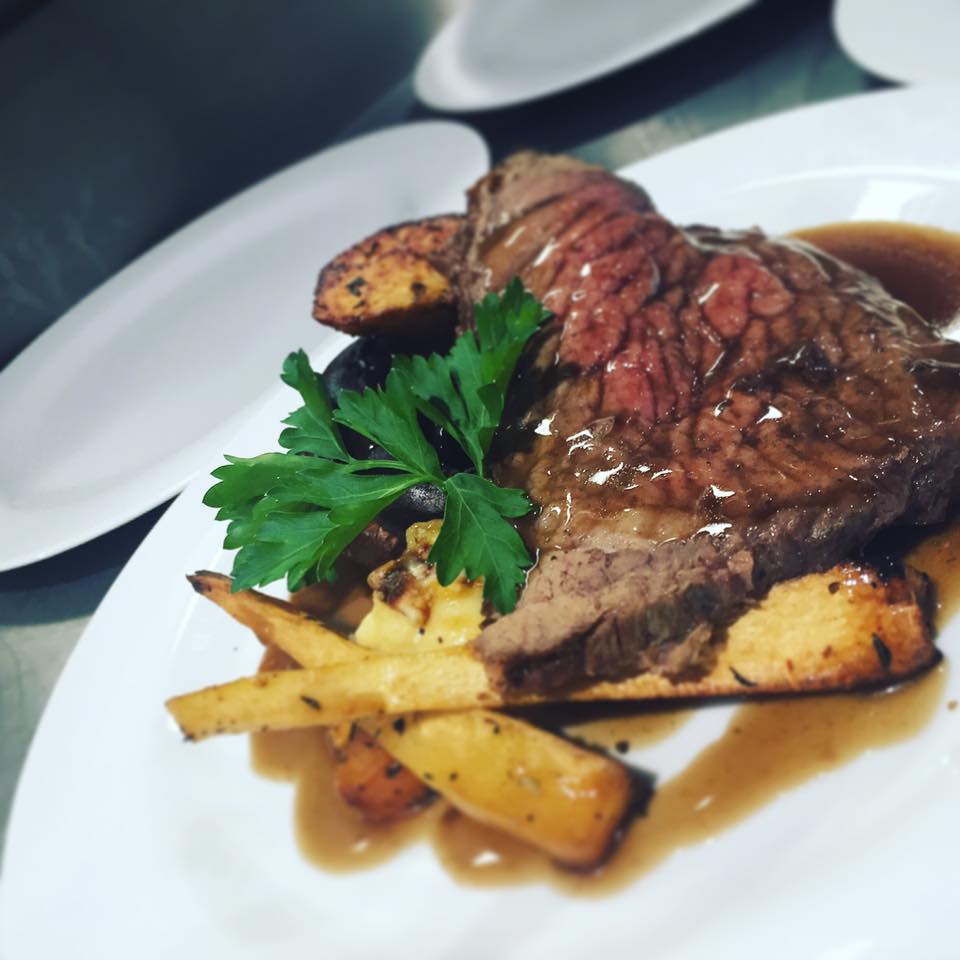 vtlivingcom's tweet photo. Personalized VT Catering #caterer #vtrestaurant #restaurant #cateredchef #vermont #uvm #btv #vtliving https://t.co/4Tx17mpHtQ https://t.co/SrA4m941PQ