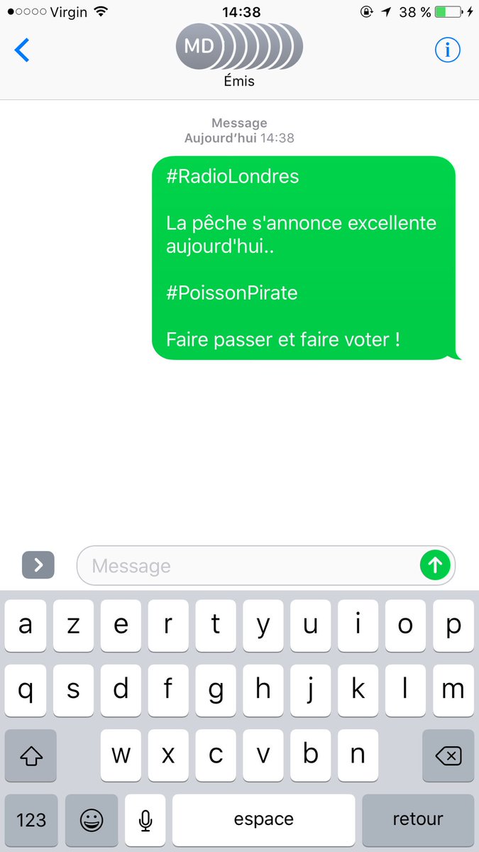 Destitution68's tweet photo. je viens de recevoir ce sms,et je le transfère à 150 contacts

#PoissonPirate #Poisson 

 @David_vanH @elianePetiot https://t.co/ZXgoldPIn5