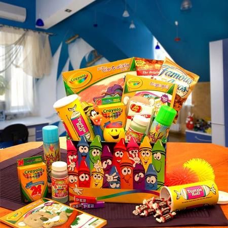 CarithersFlwrs's tweet photo. They will love receiving their own special gift of crayola fun. #GiftsForKids #CrayolaFun #GiftBaskets #Carithers https://t.co/L8cbA9f33j https://t.co/QmCtiUWSfM