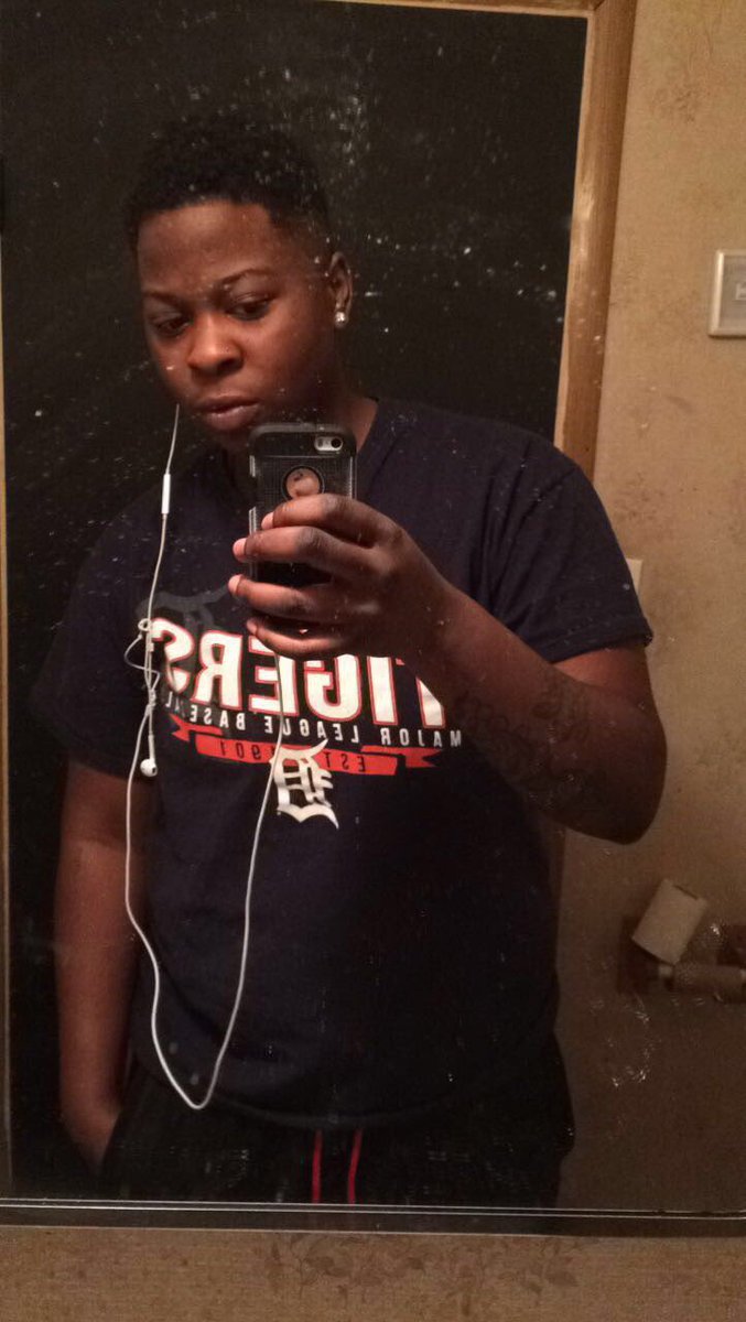 _Ambling's tweet photo. Excuse the mirror 😏👈🏾 https://t.co/R02fa6wNDU