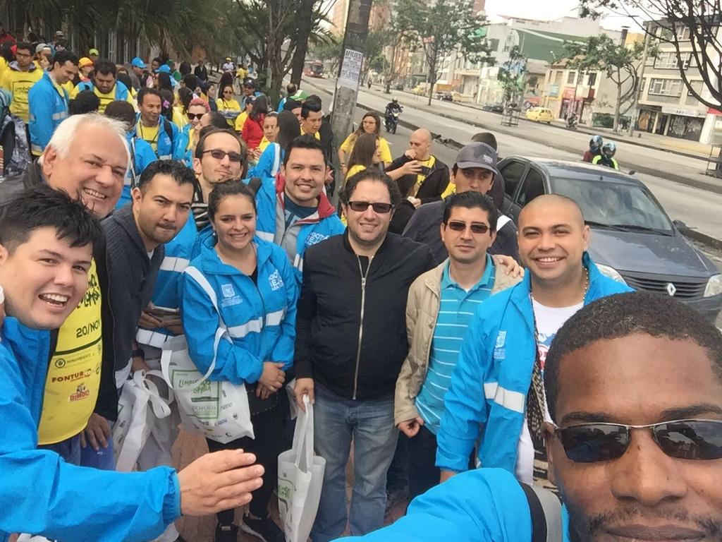 FerneyArboledaS's tweet photo. #limpiemoscolombia #LimpiemosBogotá #SCASP #SDA @AmbienteBogota https://t.co/MbrXJxS7zA