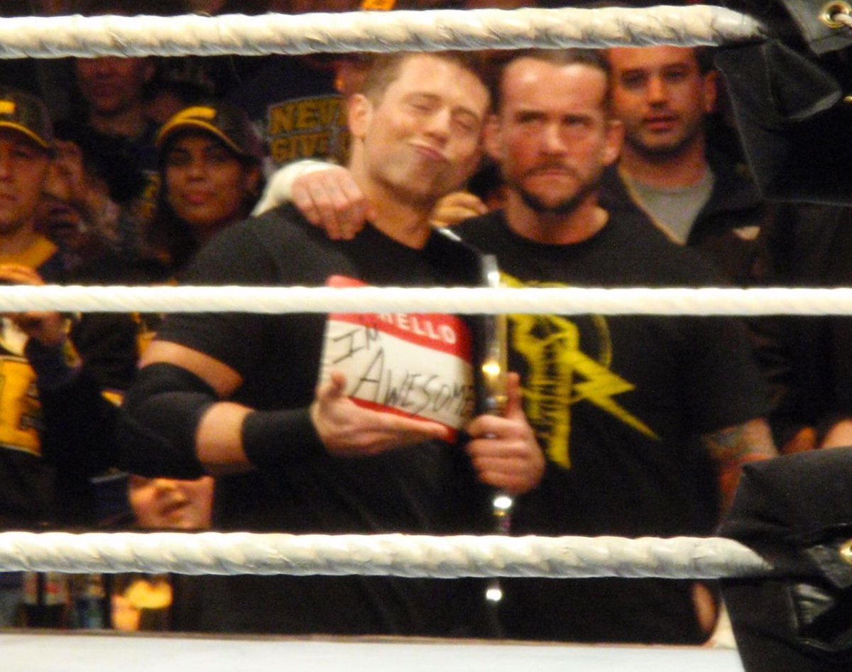 ferthefermiz's tweet photo. Gracias por vuestro recibimiento universo de Res Efed, a los comentaristas y a todos, en especial al mejor campeon del momento @CMPunkFED https://t.co/sSeoKiVJCt