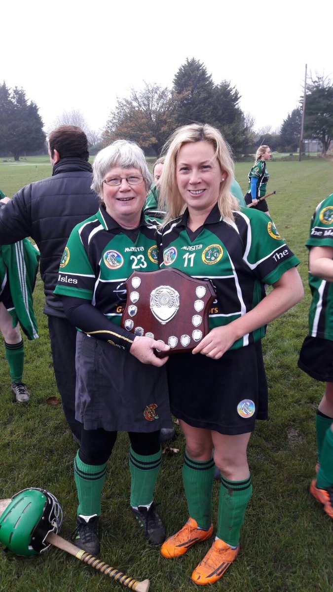 Reckon my ma has some record for oldest outfield player #DublinCamogie #ShieldWinners #pensioner #gaa #ErinsIsleGaa