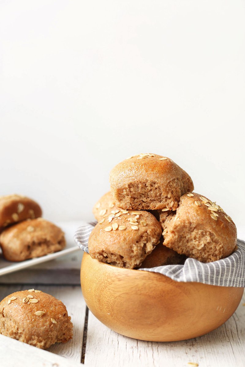Fluffy Vegan Spelt Rolls dlvr.it/Mj8zv5 #vegan