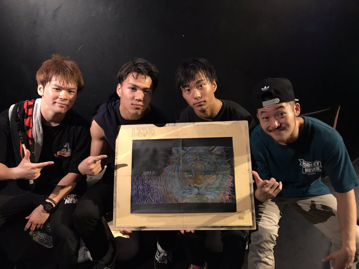 studioMJ1995's tweet photo. SHUVANです
スタジオMJイベント3ステージ!
からの福岡中洲のバトルへ
#Kij_jam #sproom
foundnation+TACHI
面白いメンバーエントリー
優勝しました^ ^
TAICHIの良い経験になったはず♩
お疲れ様でした https://t.co/KVUGiExiYZ