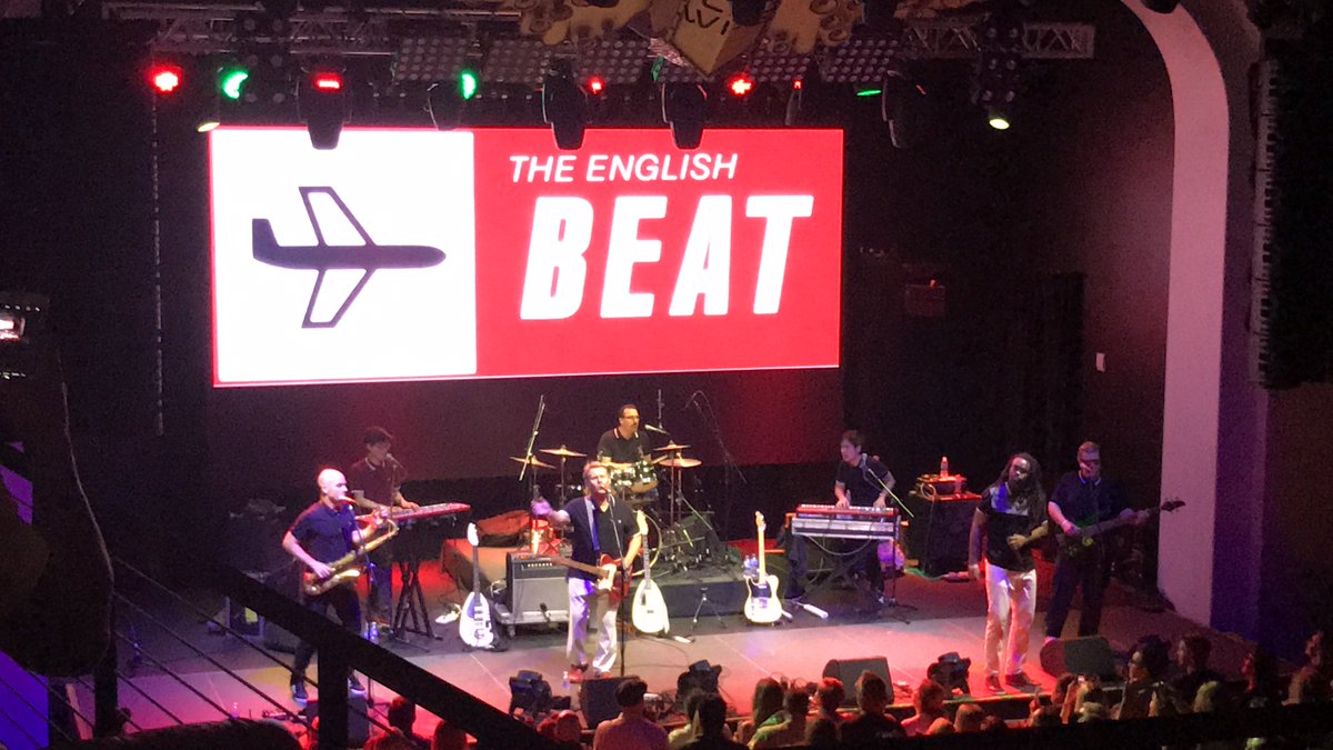 RocknAZ66's tweet photo. @EnglishBeat - time warp back to the early 80s @ Scottsdale show on 11/3/16! #ska #twotone #newwave https://t.co/btmmITTdSD