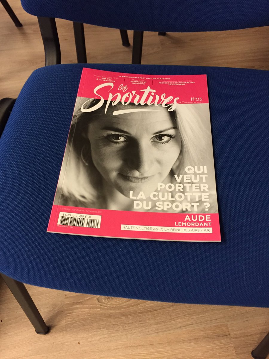 s_renouf's tweet photo. Les référent-es féminisation de la @ffhandball vont pouvoir apprécier le 3ème numéro @lessportivesmag 👍 #S5FHB https://t.co/239tVXfKVH