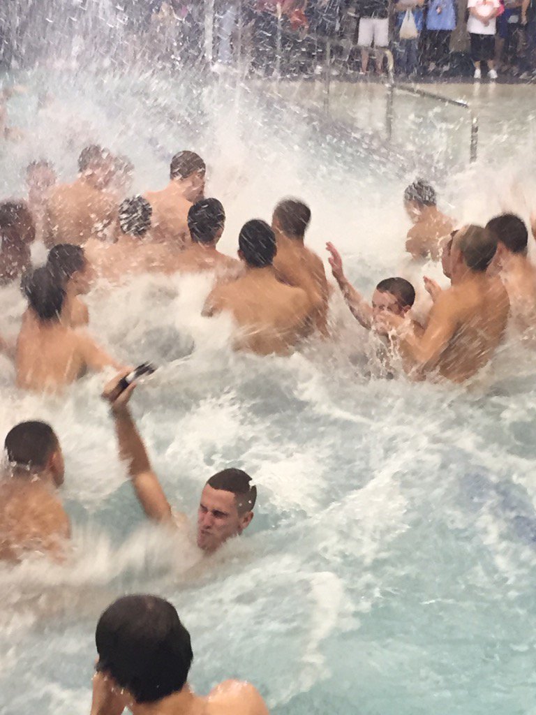 CatholicSwim's tweet photo. Victory plunge! https://t.co/gnDfvPjQku