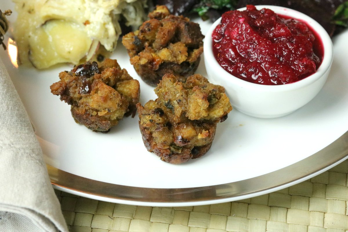 KraylFunch's tweet photo. A twist on classic #Thanksgiving Stuffing recipe - Mini Stuffing Muffins #AnAppealingPlan #SundaySupper - https://t.co/CvrIE7xKMR https://t.co/FeLNhOH3Jg