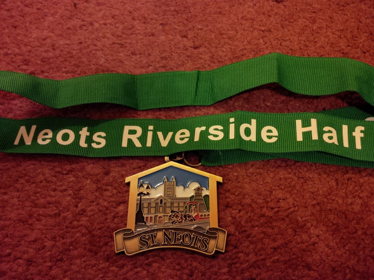 Carduelis101's tweet photo. 10/10 to the organisers of the @StNeots_half. Delighted with PB of 1'41'45. Support of @TrentParkRC was crucial. https://t.co/tolScmbNox
