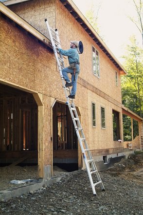 Werner_Safety's tweet photo. Tackle jobs with the versatility of a #Werner #Telescoping #MultiLadder! Best part is it stores easily &amp; compactly. https://t.co/pcplmjv2Nu https://t.co/6RCyTyCH5S