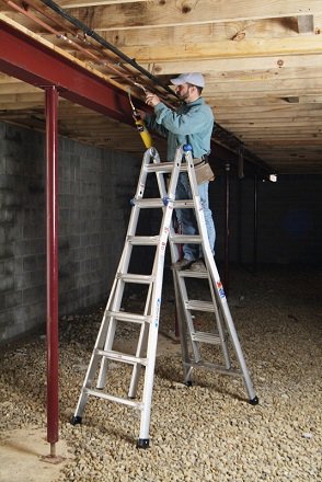 Werner_Safety's tweet photo. Tackle jobs with the versatility of a #Werner #Telescoping #MultiLadder! Best part is it stores easily &amp; compactly. https://t.co/pcplmjv2Nu https://t.co/6RCyTyCH5S