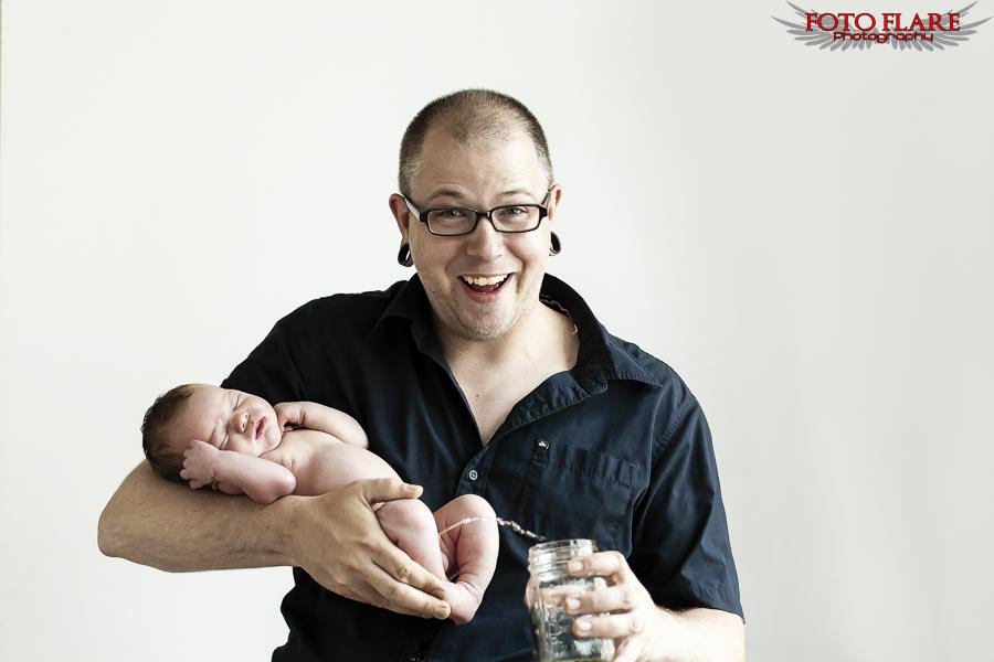 FOTOFLAREPHOTO's tweet photo. I like to think I'm prepared for anything #babyphotography #babyphotographer #Pee #shithappens #experianced #notnewtothegame #babywhisperer https://t.co/3qvKgetRqW