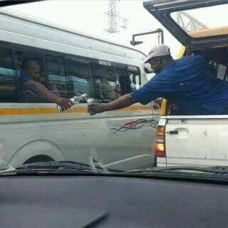 interesting_sa's tweet photo. Only In South Africa https://t.co/paJQzhqLv1