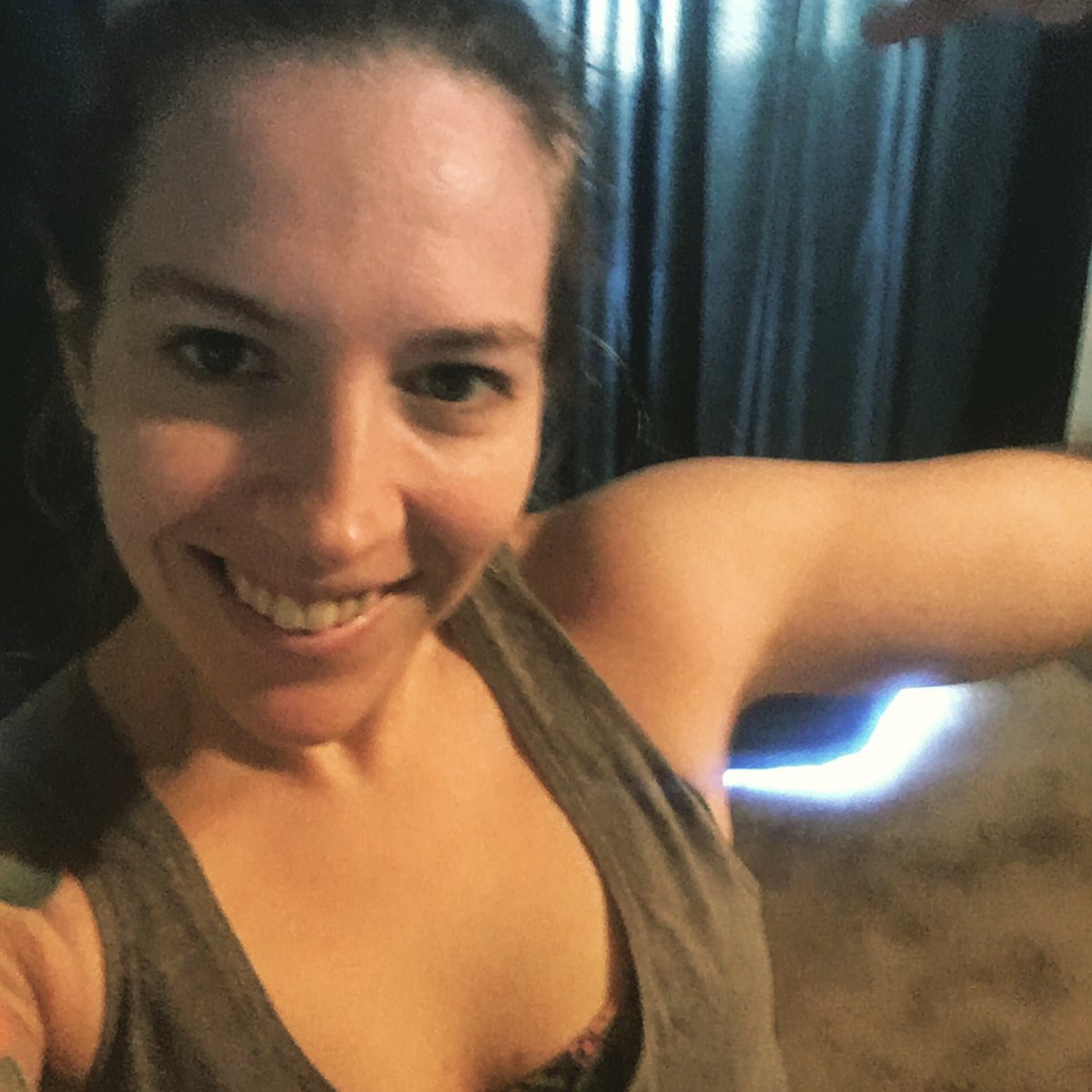 pduffy121's tweet photo. @BodyBeast Week 2 #backandbiceps ✅ time for #work #Babysitting later #busygirl #teambeachbody https://t.co/eZcWBYRIm0