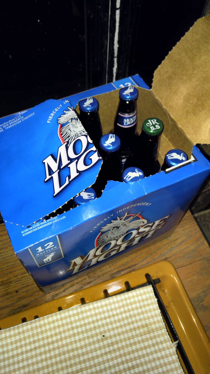 MDWood19's tweet photo. @MooseheadLager Does this mean i won something haha#jamesready5.5#howdthstgetinthere https://t.co/zXyaJP03w8