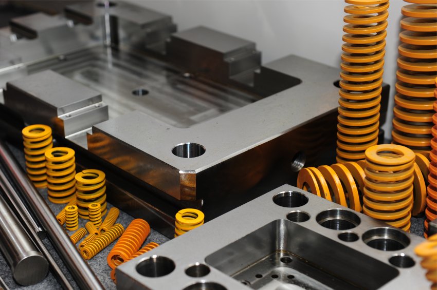 Wallbank_'s tweet photo. How to Choose the Right #SpringManufacturer for the #AutomotiveIndustry https://t.co/JOwFyKSY2F https://t.co/yiIsuUyD7g