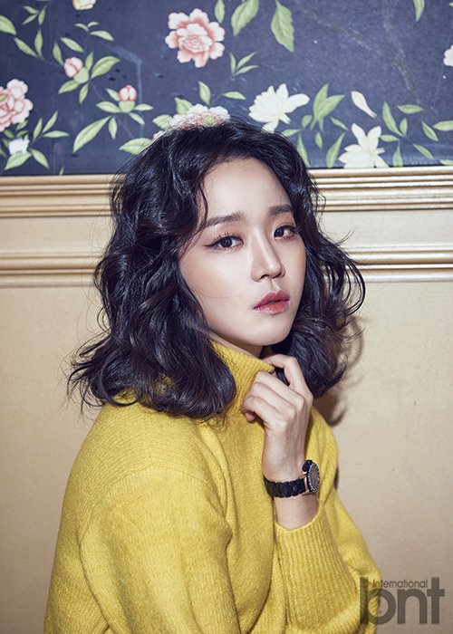 Shin Hye Sun Twitter - Korean Idol