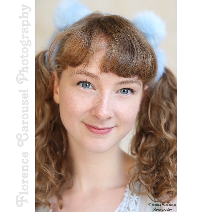 FCarouselPhoto's tweet image. A headshot for the wonderfully talented @scarlettdaccha. #photooftheday #ukphotographer #portraits #headshot #photo #photography