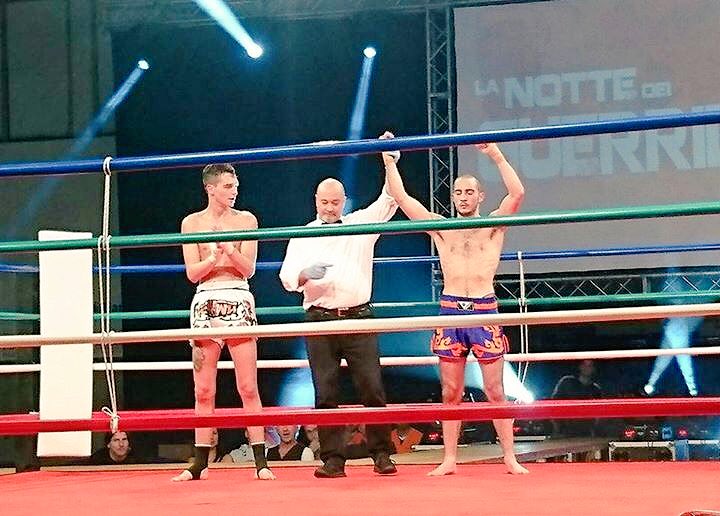 ThunderMilan's tweet photo. #Weekend pieno di match e vittorie, la stagione è cominciata alla grande! #ProFightingMilano #Kickboxing #K1 #Thaiboxe #eccellenzanellosport https://t.co/NRZxcvfkYE