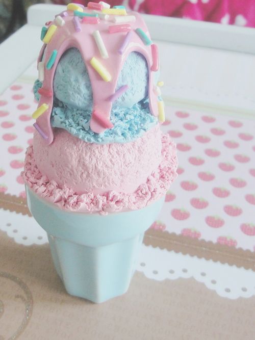 ItsFoodPics's tweet photo. Cotton Candy Icecream https://t.co/Cn4NDqy7JH